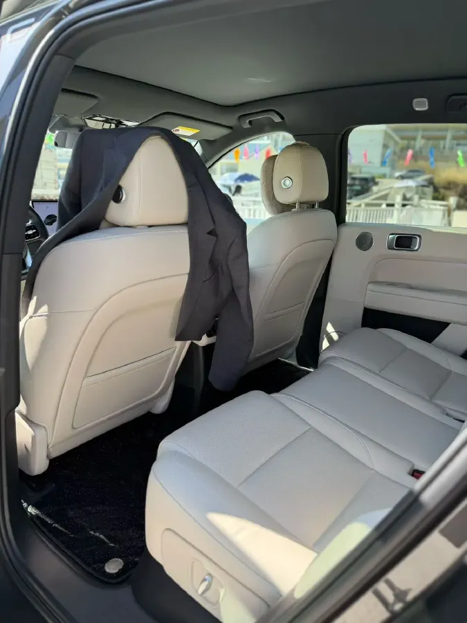 2024 Li L6 Range Extended 154HP L4 REEV 36.8KWH,autocango,china used car exporter,china ev exporter,chinese used car exporter,chinese used ev exporter