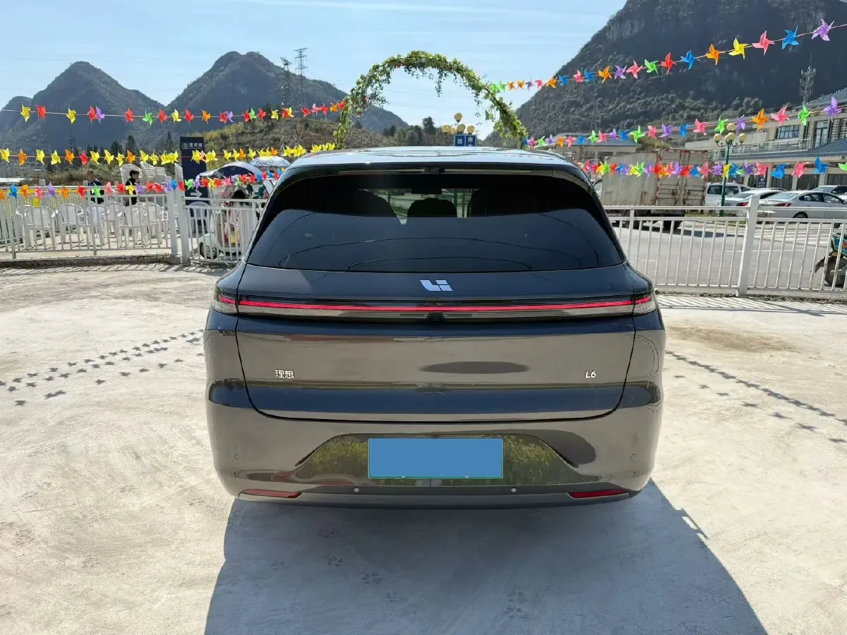 2024 Li L6 Range Extended 154HP L4 REEV 36.8KWH,autocango,china used car exporter,china ev exporter,chinese used car exporter,chinese used ev exporter