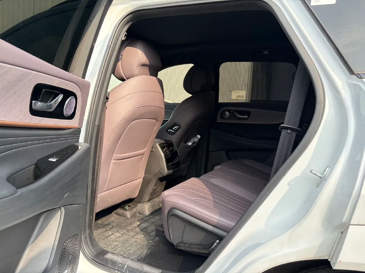 2025 Chery Tiggo 9 2.0T 261HP L4 8AT,autocango,china used car exporter,china ev exporter,chinese used car exporter,chinese used ev exporter