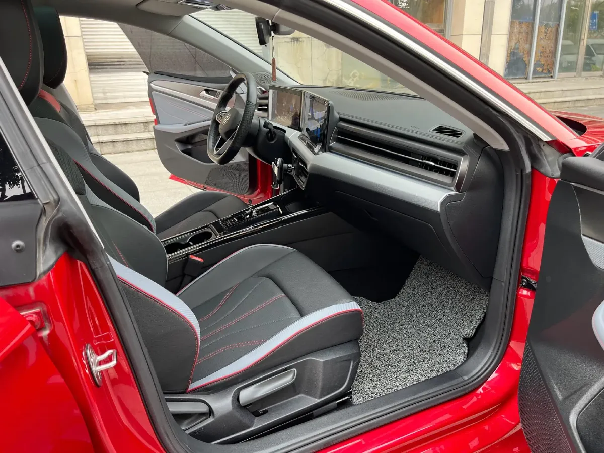 2024 Volkswagen Lamando 1.4T 150HP L4 7DCT,autocango,china used car exporter,china ev exporter,chinese used car exporter,chinese used ev exporter