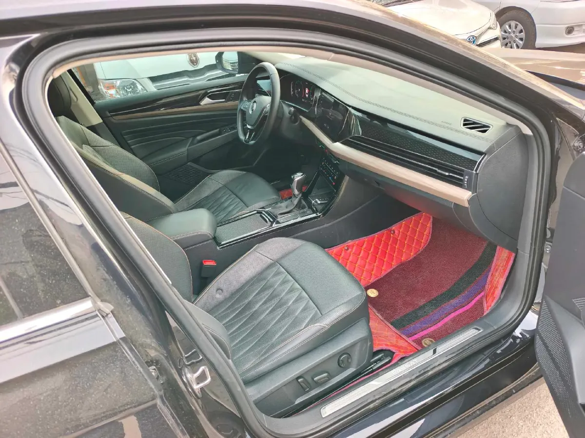 2020 Volkswagen Passat 2.0T 186HP L4 7DCT,autocango,china used car exporter,china ev exporter,chinese used car exporter,chinese used ev exporter