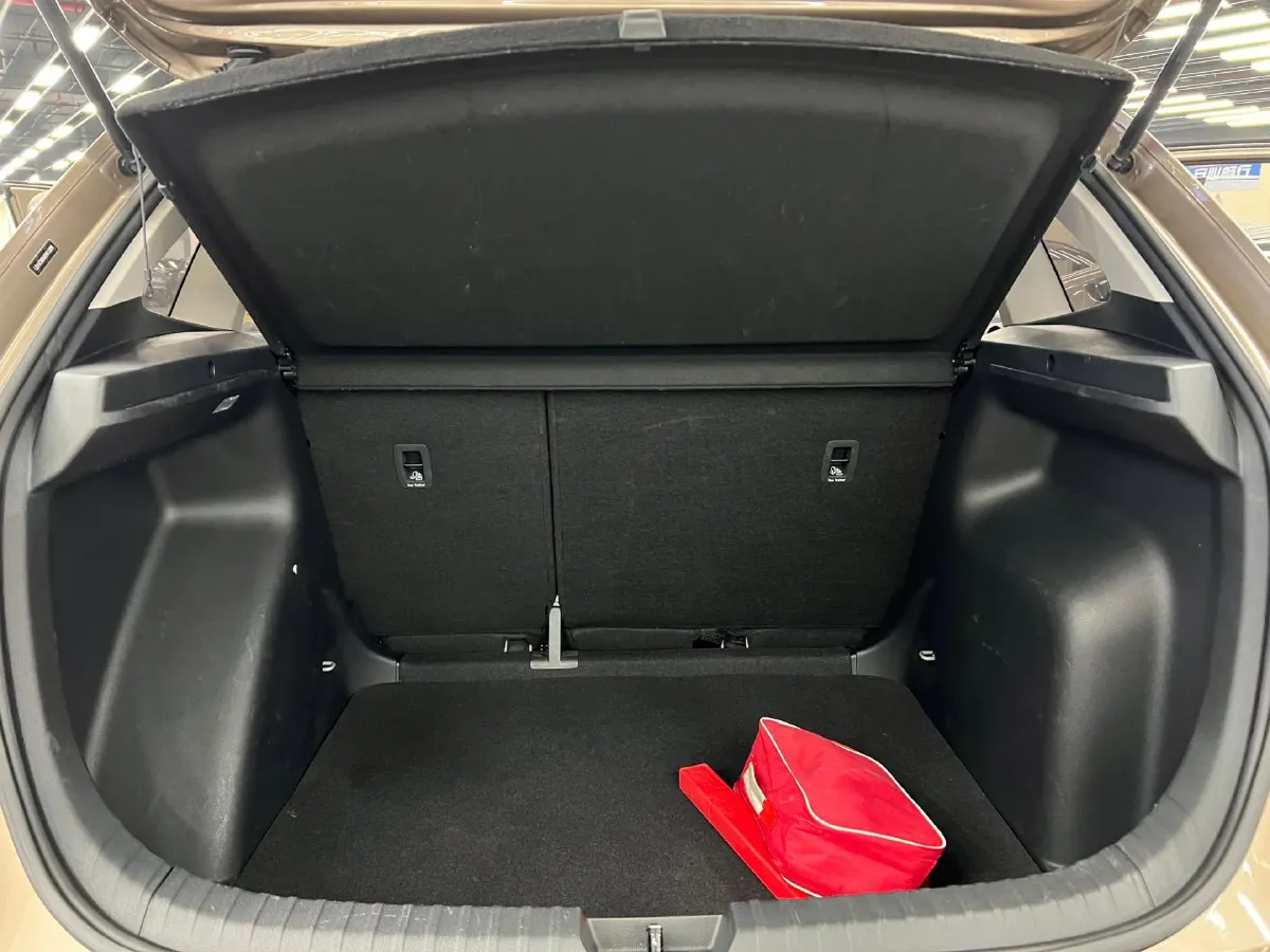 2018 Volkswagen Lavida 1.2T 116HP L4 7DCT,autocango,china used car exporter,china ev exporter,chinese used car exporter,chinese used ev exporter