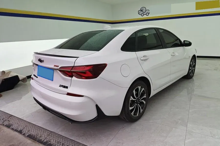 2019 Chevrolet Monza 1.3T 163HP L3 6AT,autocango,china used car exporter,china ev exporter,chinese used car exporter,chinese used ev exporter