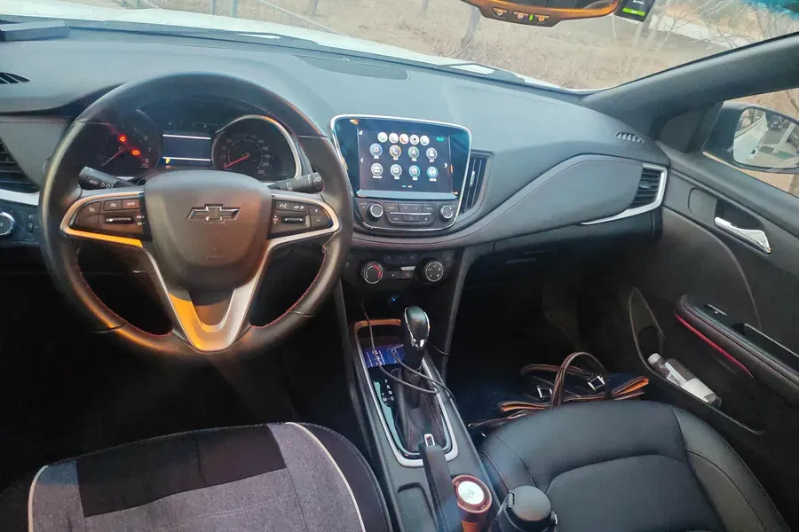 2019 Chevrolet Monza 1.3T 163HP L3 6AT,autocango,china used car exporter,china ev exporter,chinese used car exporter,chinese used ev exporter