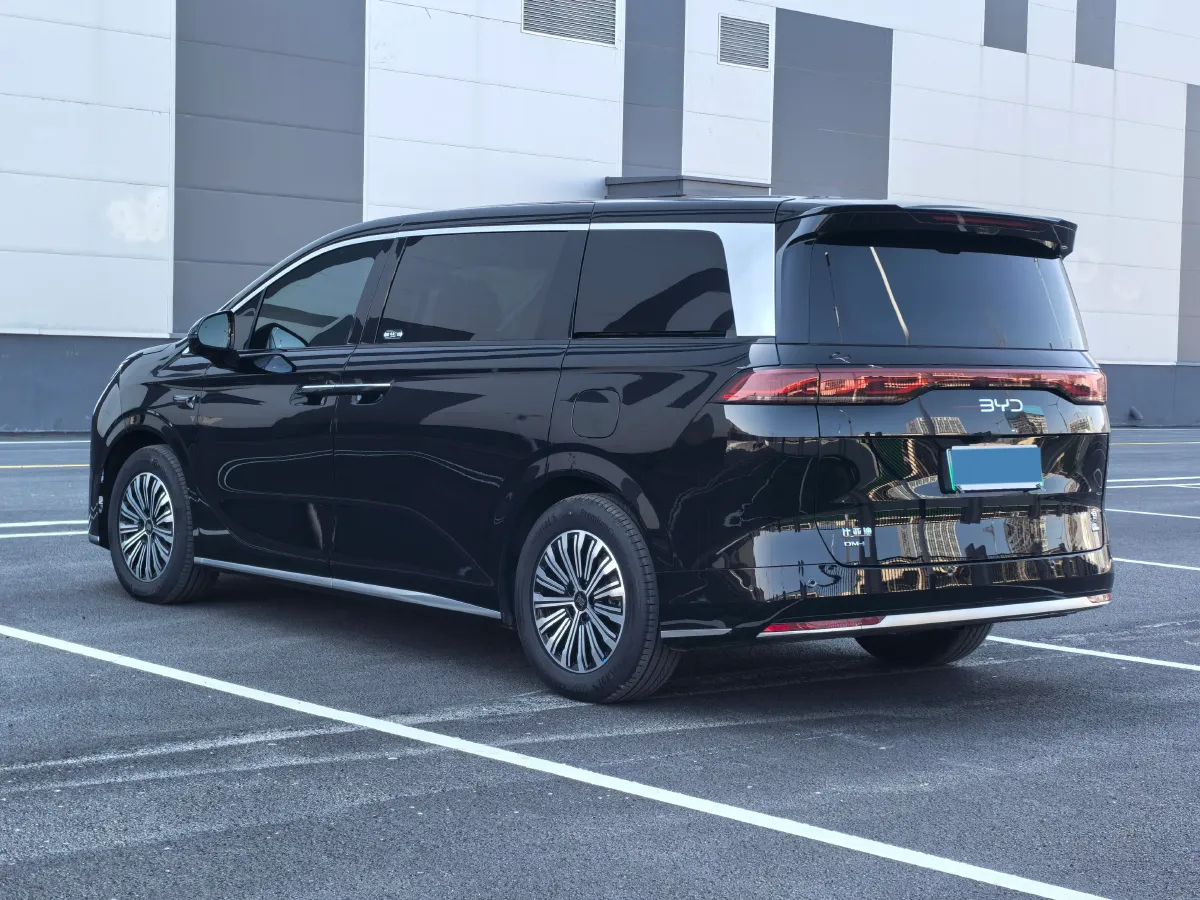 2025 BYD Xia 1.5T 156HP L4 E-CVT PHEV 36.6KWH,autocango,china used car exporter,china ev exporter,chinese used car exporter,chinese used ev exporter