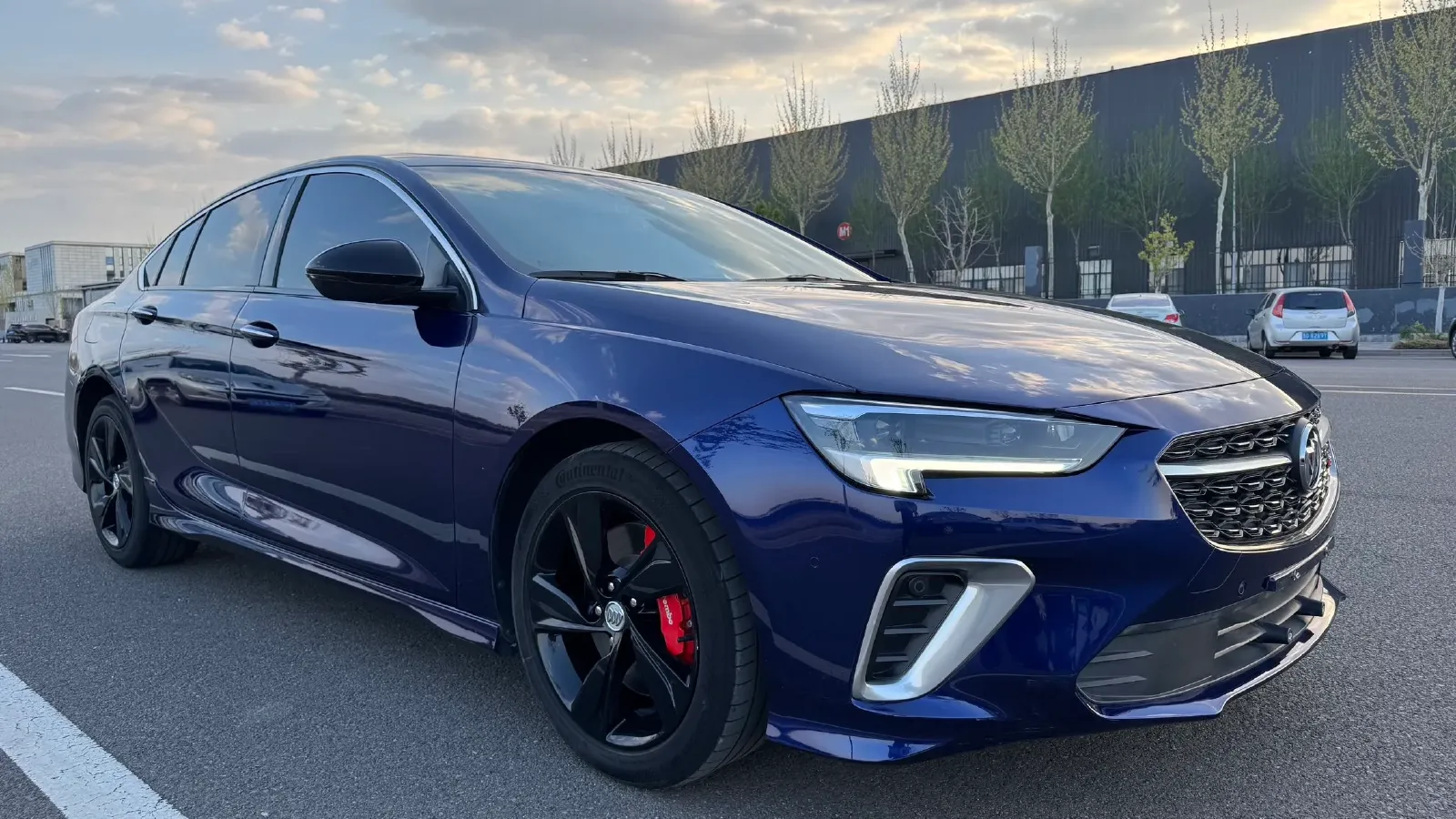 2021 Buick Regal 2.0T 237HP L4 9AT,autocango,china used car exporter,china ev exporter,chinese used car exporter,chinese used ev exporter