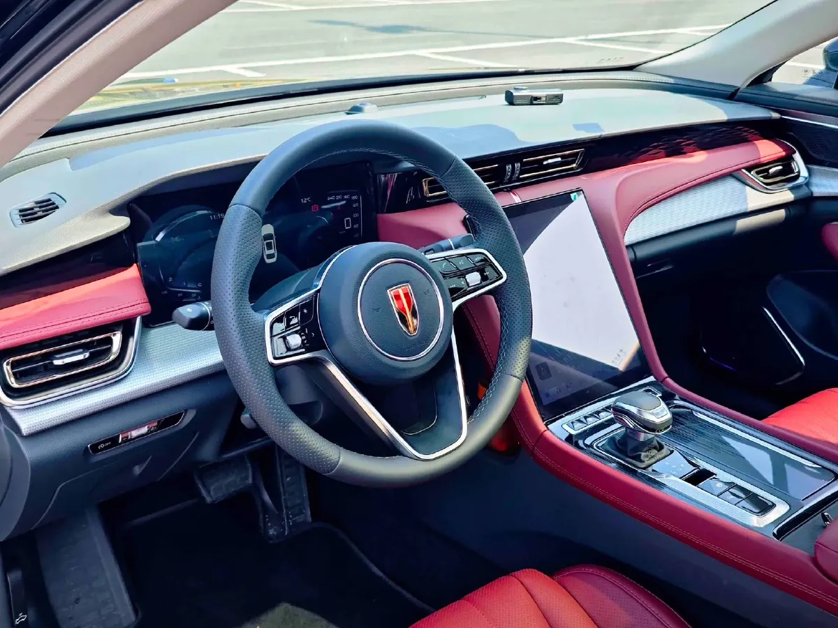 2024 HongQi H5 1.5T 169HP L4 7DCT,autocango,china used car exporter,china ev exporter,chinese used car exporter,chinese used ev exporter