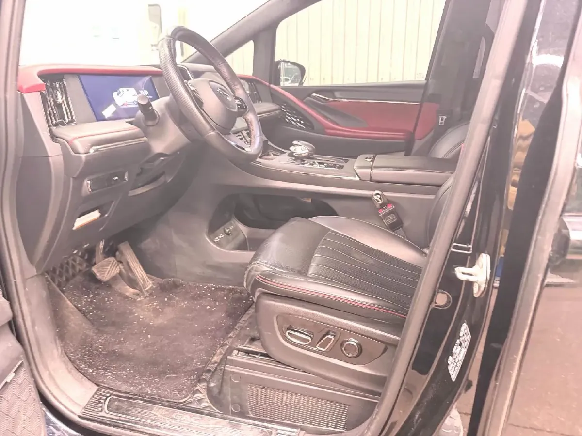 2023 GAC Trumpchi M8 2.0T 252HP L4 8AT,autocango,china used car exporter,china ev exporter,chinese used car exporter,chinese used ev exporter