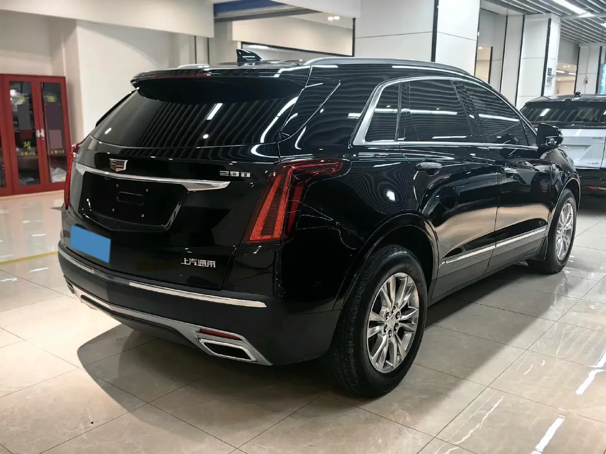 2022 Cadillac XT5 2.0T 237HP L4 9AT,autocango,china used car exporter,china ev exporter,chinese used car exporter,chinese used ev exporter