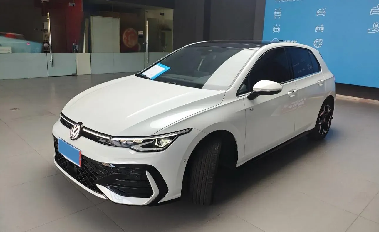 2025 Volkswagen Golf 1.5T 160HP L4 7DCT,autocango,china used car exporter,china ev exporter,chinese used car exporter,chinese used ev exporter