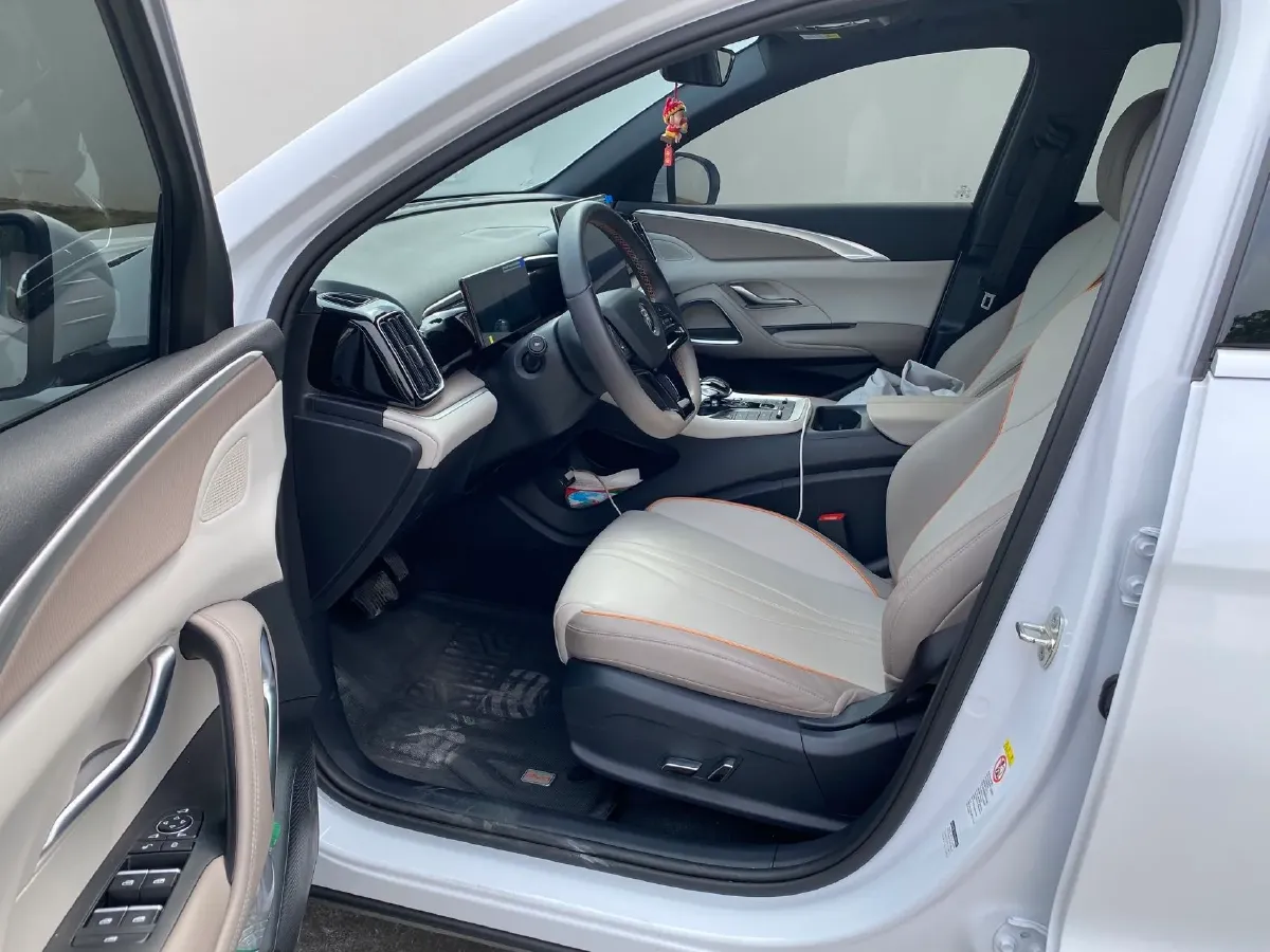 2024 BYD Song Pro 1.5L 110HP L4 E-CVT PHEV 18.3KWH,autocango,china used car exporter,china ev exporter,chinese used car exporter,chinese used ev exporter