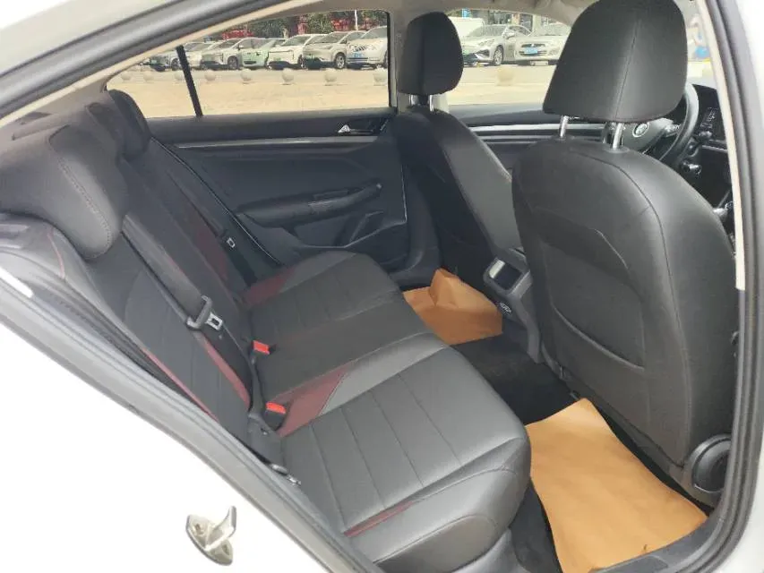 2019 MAXUS T70 2.0T 163HP L4 6AT,autocango,china used car exporter,china ev exporter,chinese used car exporter,chinese used ev exporter