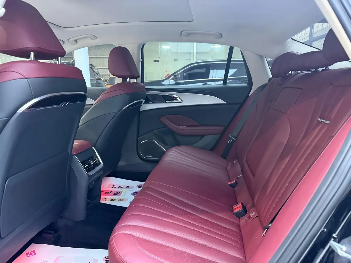 2023 HongQi H5 1.5T 169HP L4 7DCT,autocango,china used car exporter,china ev exporter,chinese used car exporter,chinese used ev exporter