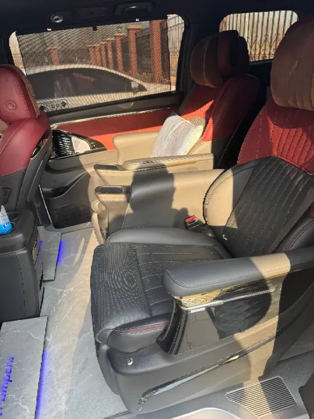 2024 GAC Trumpchi M8 2.0T 252HP L4 8AT,autocango,china used car exporter,china ev exporter,chinese used car exporter,chinese used ev exporter