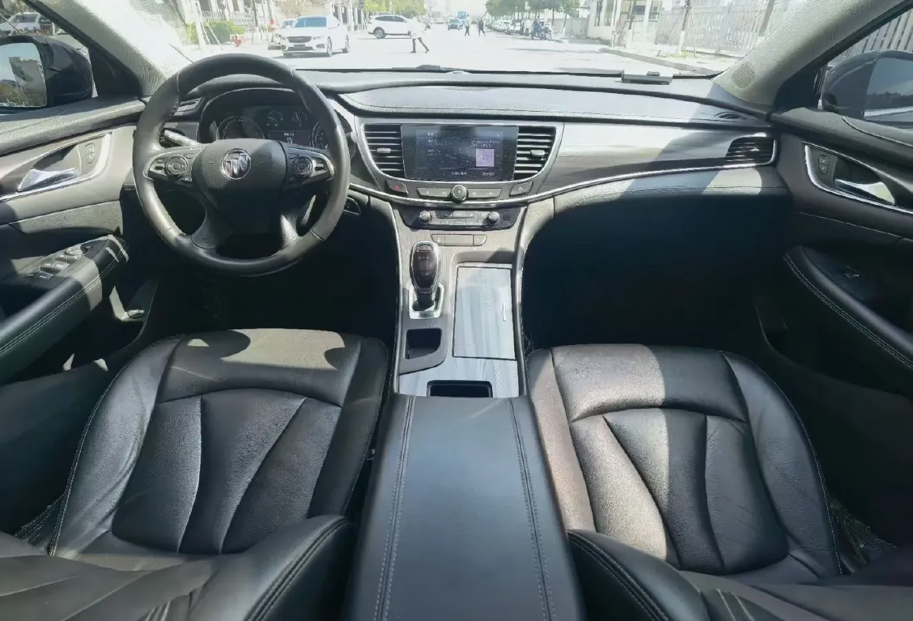 2021 Buick Larcosse 1.5T 169HP L4 9AT,autocango,china used car exporter,china ev exporter,chinese used car exporter,chinese used ev exporter