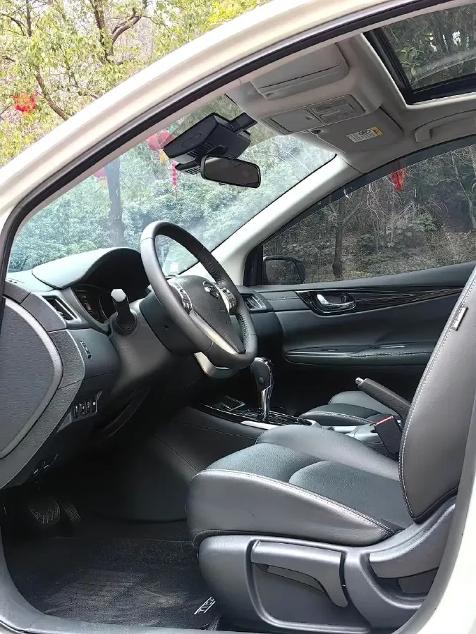 2024 Nissan Tiida 1.6L 122HP L4 CVT,autocango,china used car exporter,china ev exporter,chinese used car exporter,chinese used ev exporter