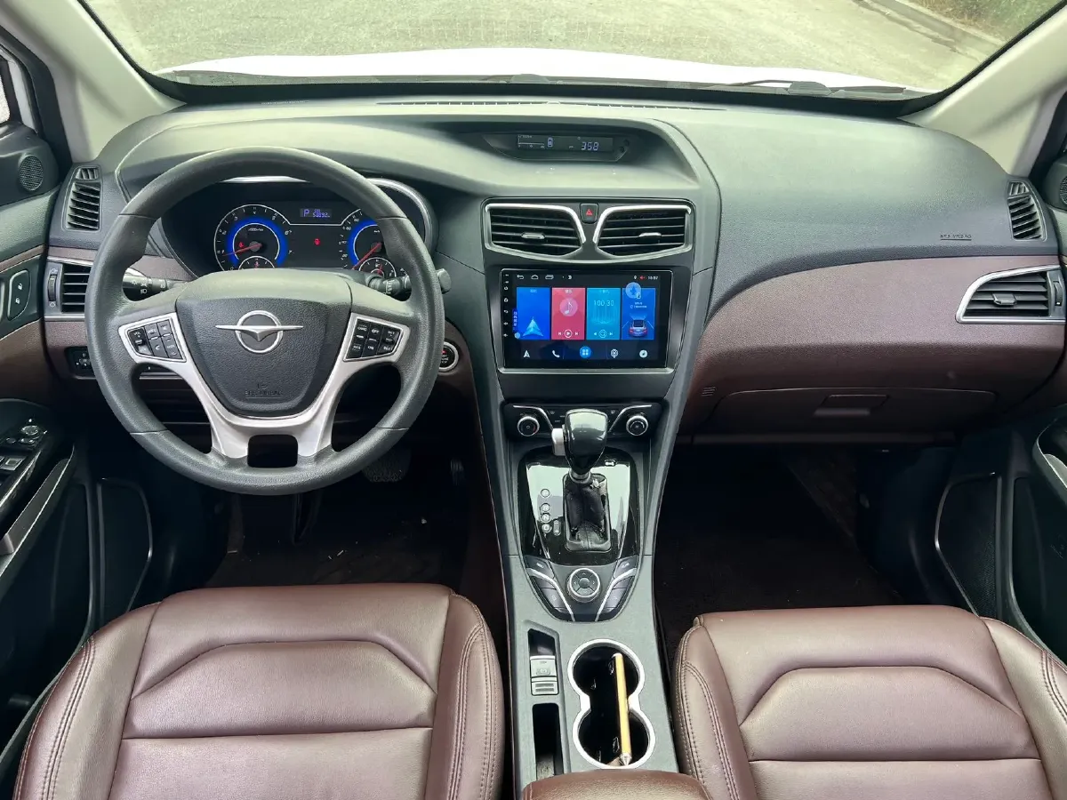 2017 HaiMa Family F7 1.5T 165HP L4 6AT,autocango,china used car exporter,china ev exporter,chinese used car exporter,chinese used ev exporter