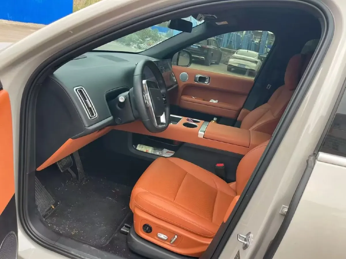 2024 Li L6 Range Extended 154HP L4 REEV 36.8KWH,autocango,china used car exporter,china ev exporter,chinese used car exporter,chinese used ev exporter