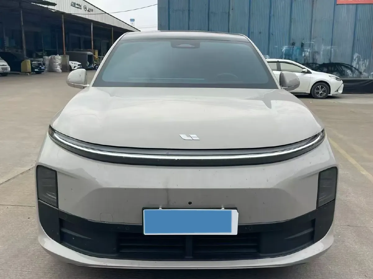 2024 Li L6 Range Extended 154HP L4 REEV 36.8KWH,autocango,china used car exporter,china ev exporter,chinese used car exporter,chinese used ev exporter