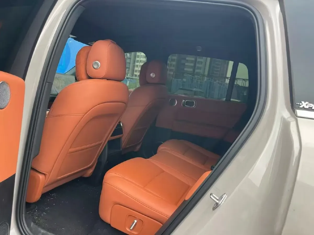 2024 Li L6 Range Extended 154HP L4 REEV 36.8KWH,autocango,china used car exporter,china ev exporter,chinese used car exporter,chinese used ev exporter