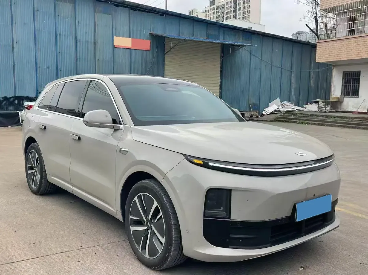 2024 Li L6 Range Extended 154HP L4 REEV 36.8KWH,autocango,china used car exporter,china ev exporter,chinese used car exporter,chinese used ev exporter