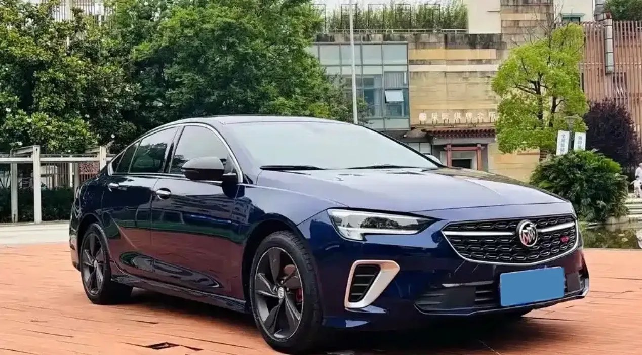 2020 Buick Regal 2.0T 237HP L4 9AT,autocango,china used car exporter,china ev exporter,chinese used car exporter,chinese used ev exporter
