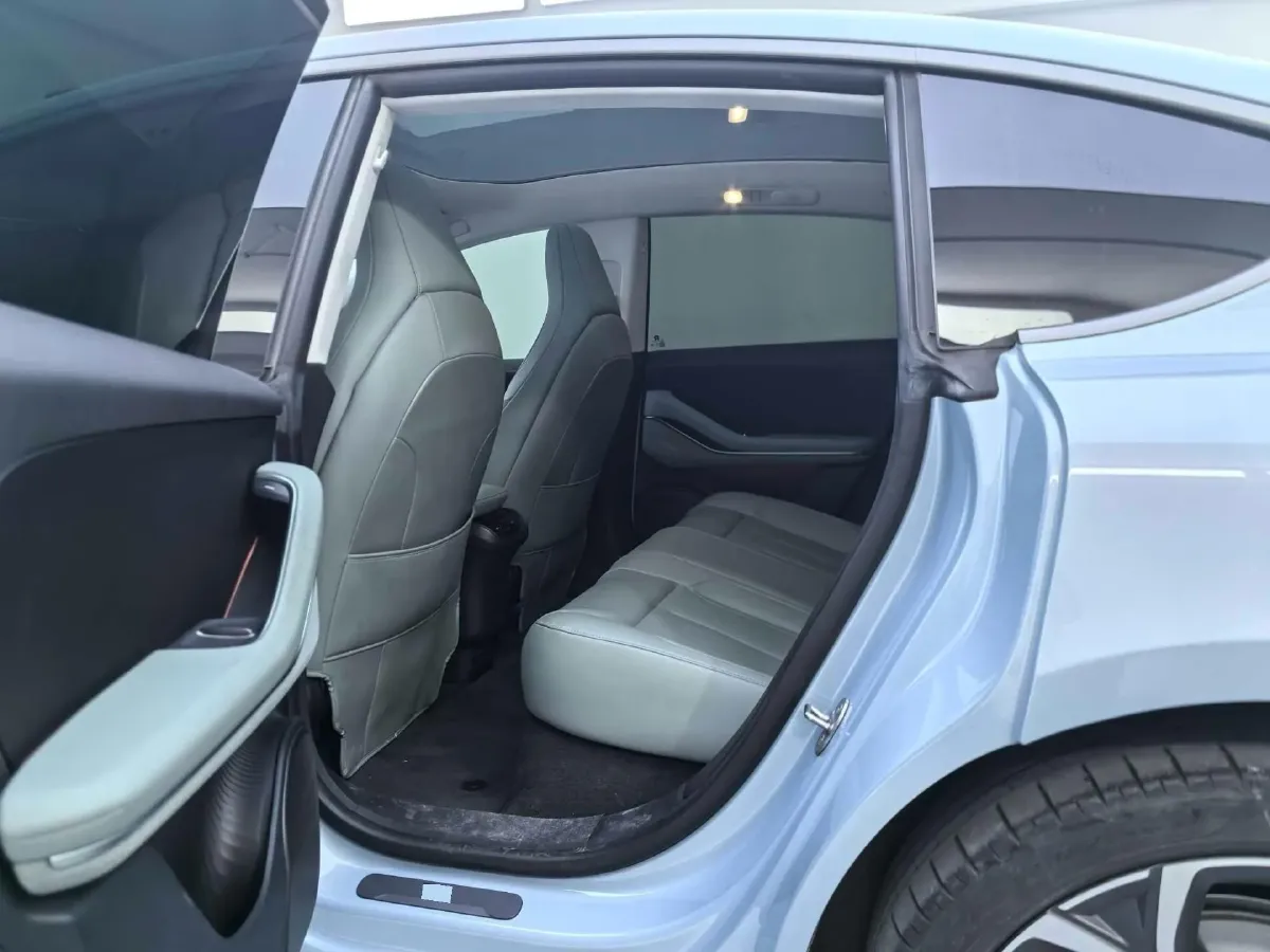 2022 JunTian HeiWuShi Youth 2.0T 203HP L4 6AT,autocango,china used car exporter,china ev exporter,chinese used car exporter,chinese used ev exporter