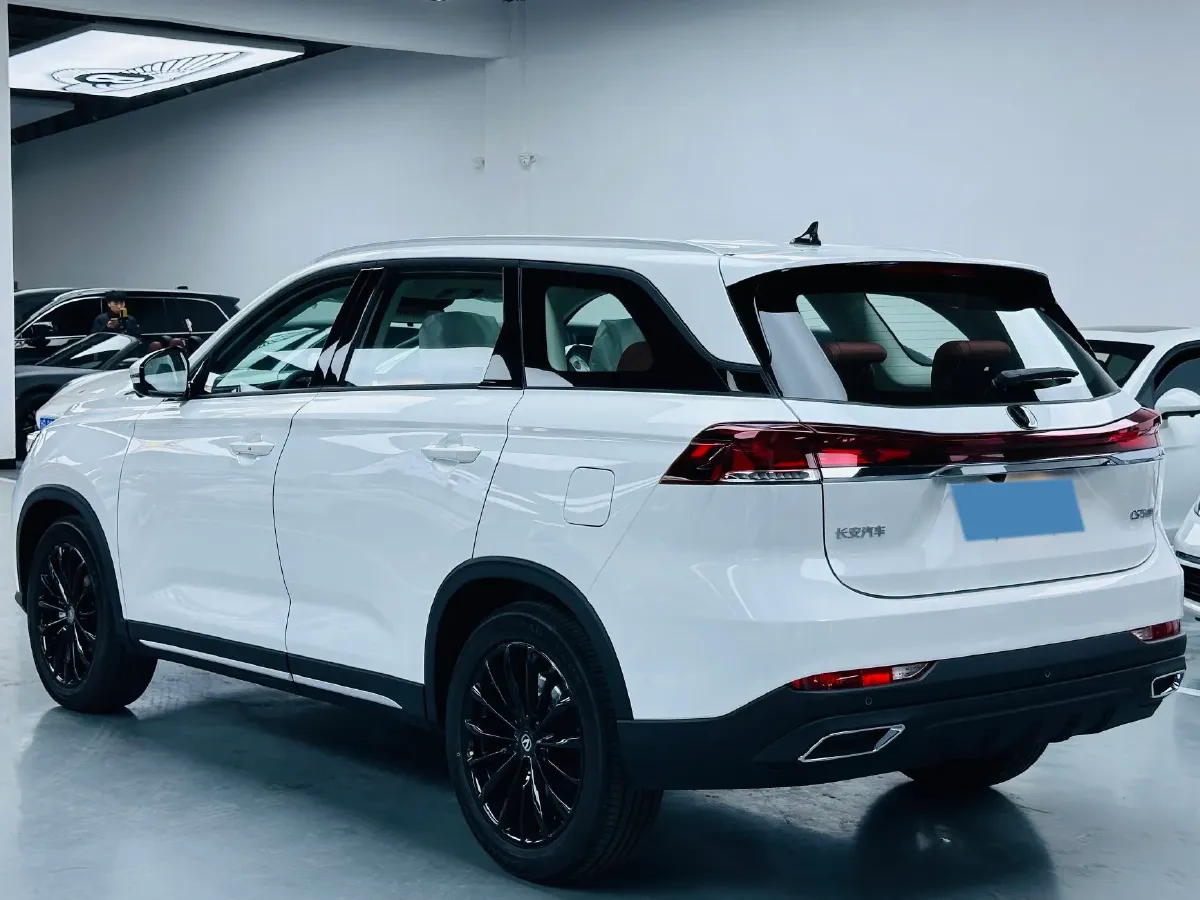 2026 ChangAn CS75 1.5T 192HP L4 7DCT,autocango,china used car exporter,china ev exporter,chinese used car exporter,chinese used ev exporter