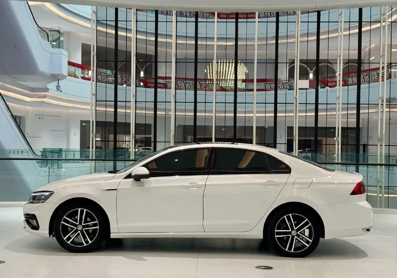 2019 Volkswagen Passat 1.4T 150HP L4 7DCT,autocango,china used car exporter,china ev exporter,chinese used car exporter,chinese used ev exporter