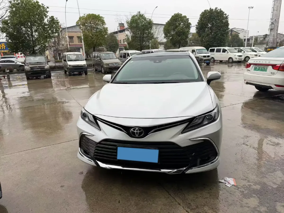 2021 Toyota Camry 2.5L 209HP L4 8AT,autocango,china used car exporter,china ev exporter,chinese used car exporter,chinese used ev exporter