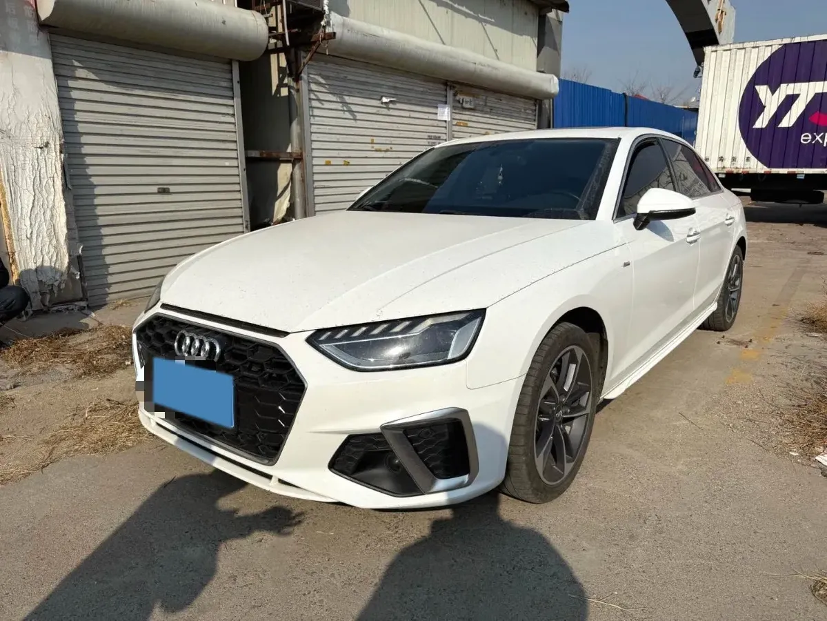 2020 Audi A4L 2.0T 190HP L4 7DCT,autocango,china used car exporter,china ev exporter,chinese used car exporter,chinese used ev exporter
