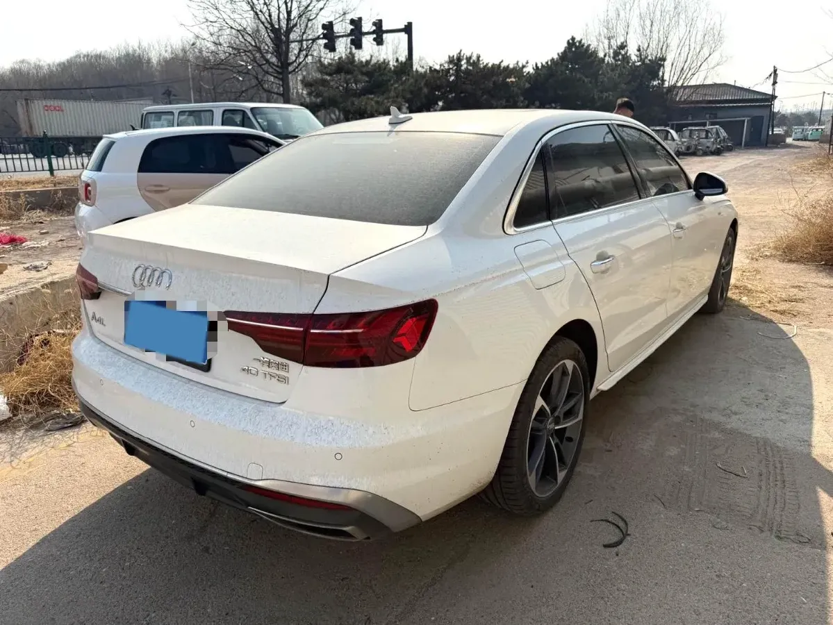 2020 Audi A4L 2.0T 190HP L4 7DCT,autocango,china used car exporter,china ev exporter,chinese used car exporter,chinese used ev exporter