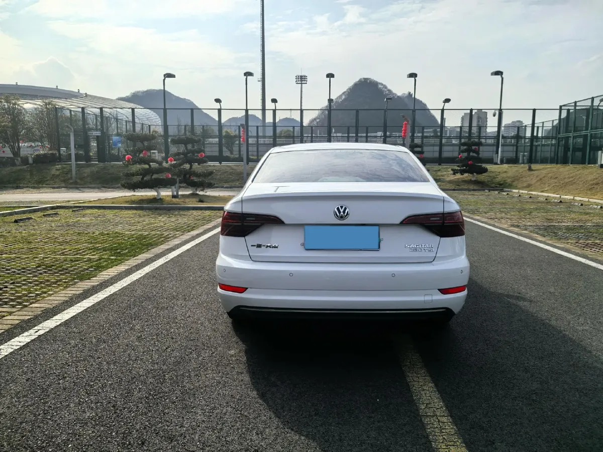 2020 Volkswagen Sagitar 1.2T 116HP L4 7DCT,autocango,china used car exporter,china ev exporter,chinese used car exporter,chinese used ev exporter