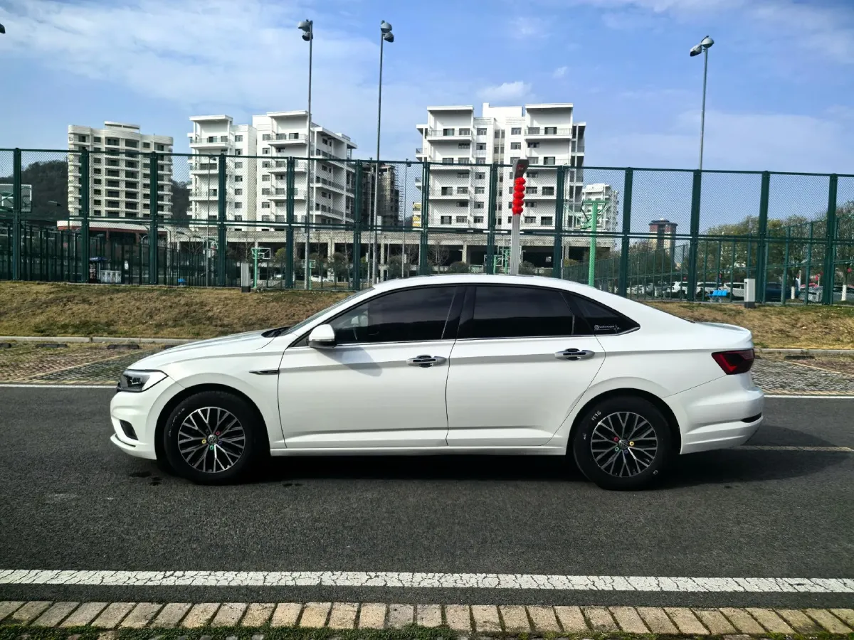 2020 Volkswagen Sagitar 1.2T 116HP L4 7DCT,autocango,china used car exporter,china ev exporter,chinese used car exporter,chinese used ev exporter