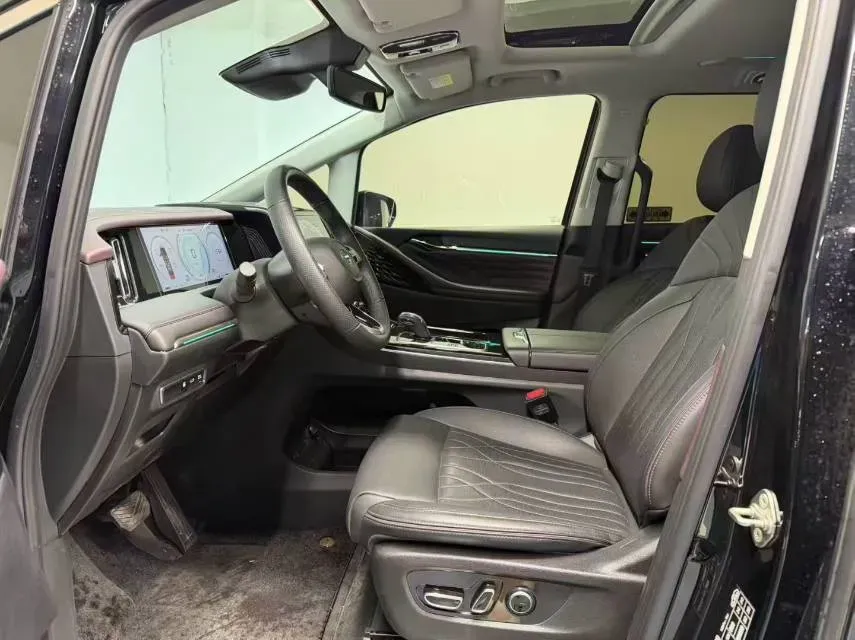 2024 GAC Trumpchi M8 2.0T 190HP L4 2DHT Hybrid,autocango,china used car exporter,china ev exporter,chinese used car exporter,chinese used ev exporter