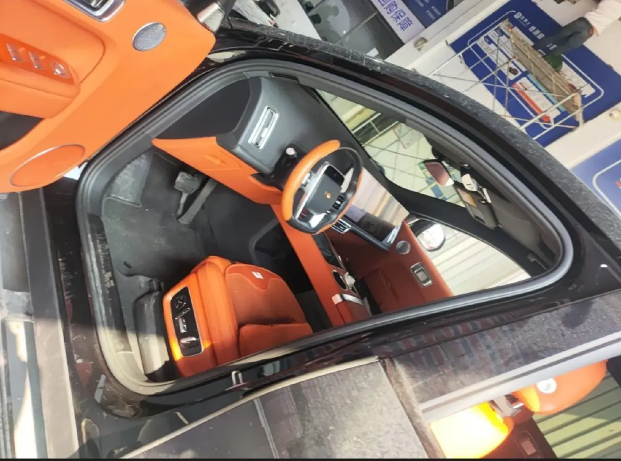 2024 Toyota Granvia 2.5L 189HP L4 E-CVT Hybrid,autocango,china used car exporter,china ev exporter,chinese used car exporter,chinese used ev exporter