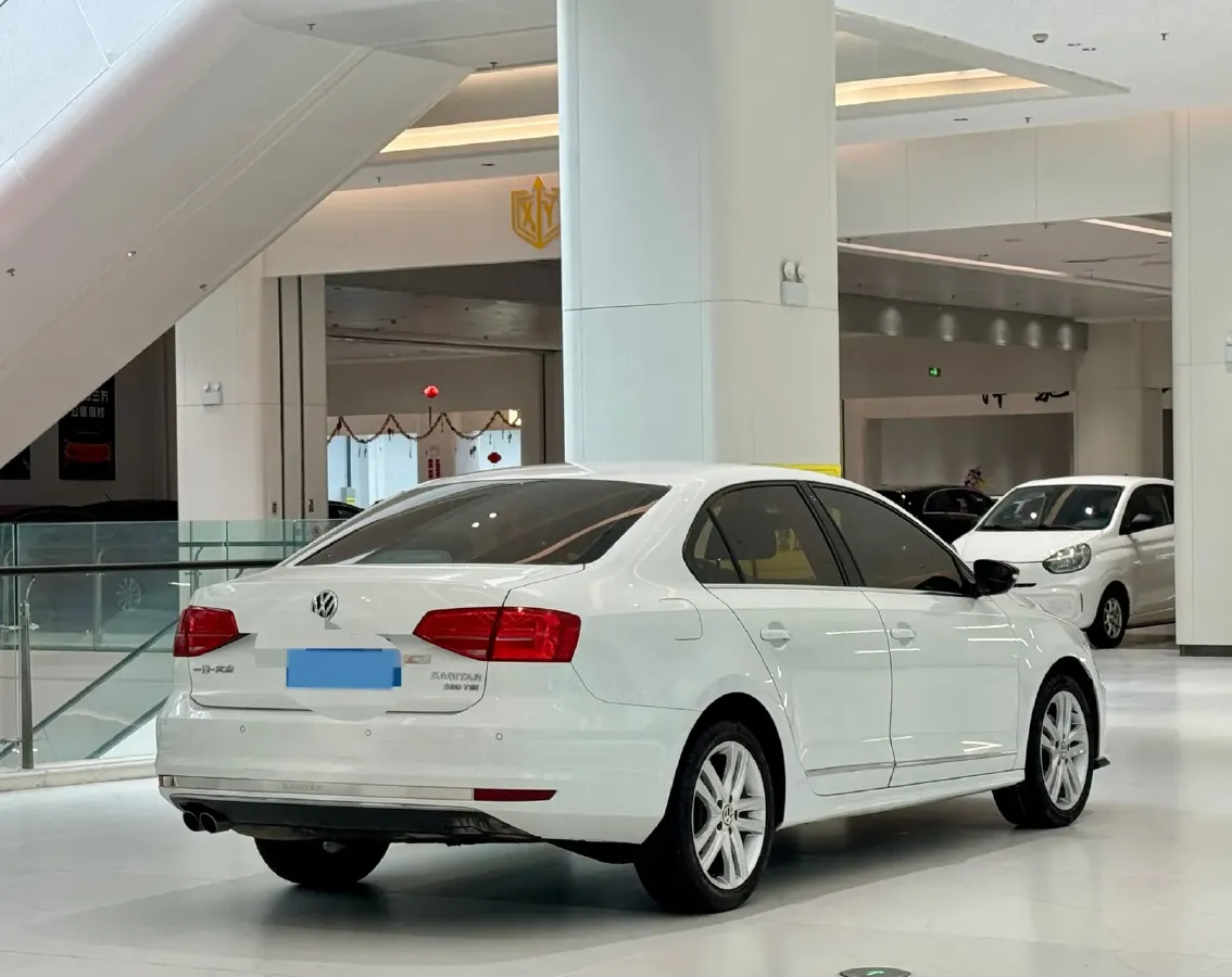 2018 ChangAn CS95 2.0T 233HP L4 6AT,autocango,china used car exporter,china ev exporter,chinese used car exporter,chinese used ev exporter