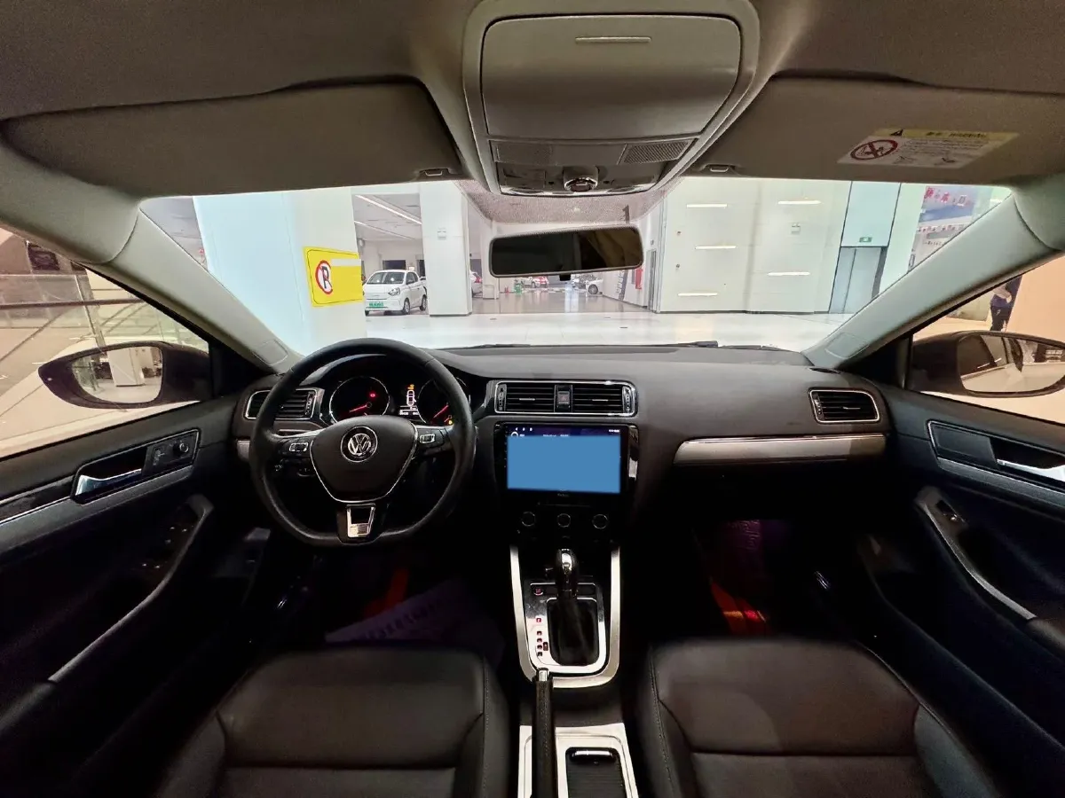 2018 ChangAn CS95 2.0T 233HP L4 6AT,autocango,china used car exporter,china ev exporter,chinese used car exporter,chinese used ev exporter