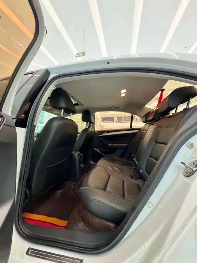 2018 ChangAn CS95 2.0T 233HP L4 6AT,autocango,china used car exporter,china ev exporter,chinese used car exporter,chinese used ev exporter