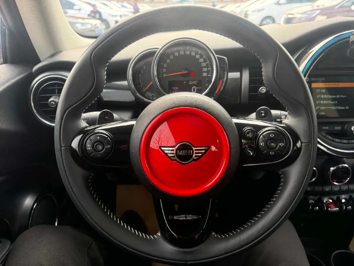 2019 MINI MINI 2.0T 192HP L4 7DCT,autocango,china used car exporter,china ev exporter,chinese used car exporter,chinese used ev exporter