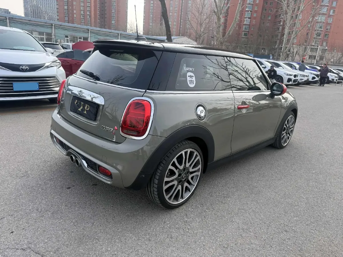 2019 MINI MINI 2.0T 192HP L4 7DCT,autocango,china used car exporter,china ev exporter,chinese used car exporter,chinese used ev exporter