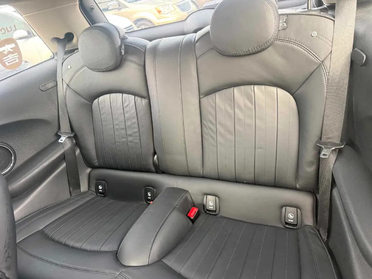 2019 MINI MINI 2.0T 192HP L4 7DCT,autocango,china used car exporter,china ev exporter,chinese used car exporter,chinese used ev exporter