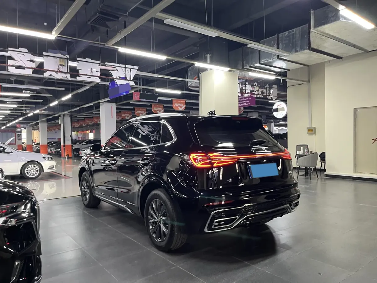 2023 HongQi HS5 2.0T 252HP L4 8AT,autocango,china used car exporter,china ev exporter,chinese used car exporter,chinese used ev exporter