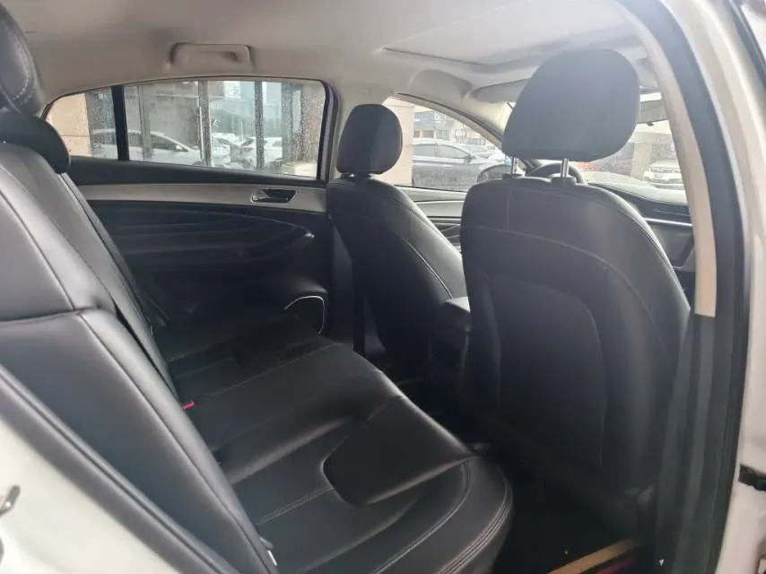 2019 Chery Arrizo 5 1.5L 116HP L4 CVT,autocango,china used car exporter,china ev exporter,chinese used car exporter,chinese used ev exporter