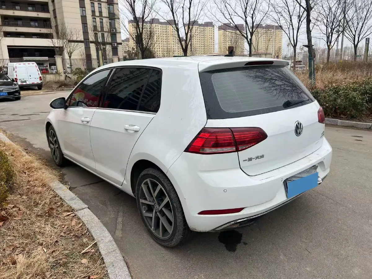 2019 Volkswagen Golf 1.2T 116HP L4 7DCT,autocango,china used car exporter,china ev exporter,chinese used car exporter,chinese used ev exporter