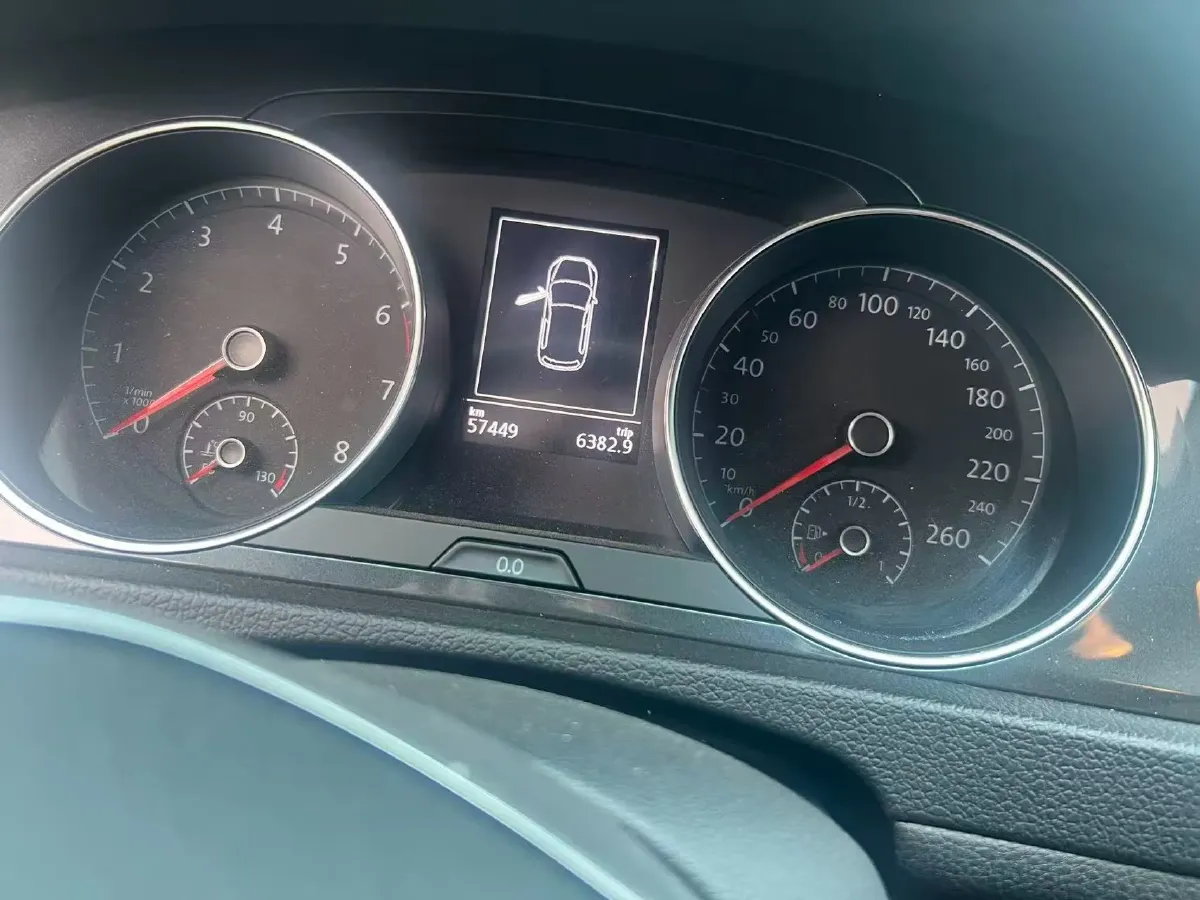 2019 Volkswagen Golf 1.2T 116HP L4 7DCT,autocango,china used car exporter,china ev exporter,chinese used car exporter,chinese used ev exporter