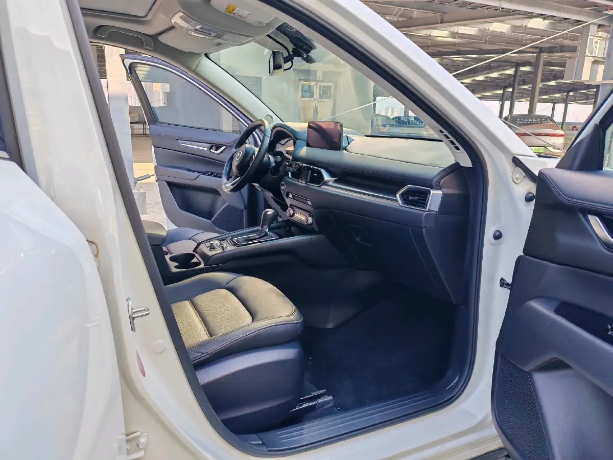 2022 MAXUS XinTu V90 2.0T 150HP L4 6AT,autocango,china used car exporter,china ev exporter,chinese used car exporter,chinese used ev exporter