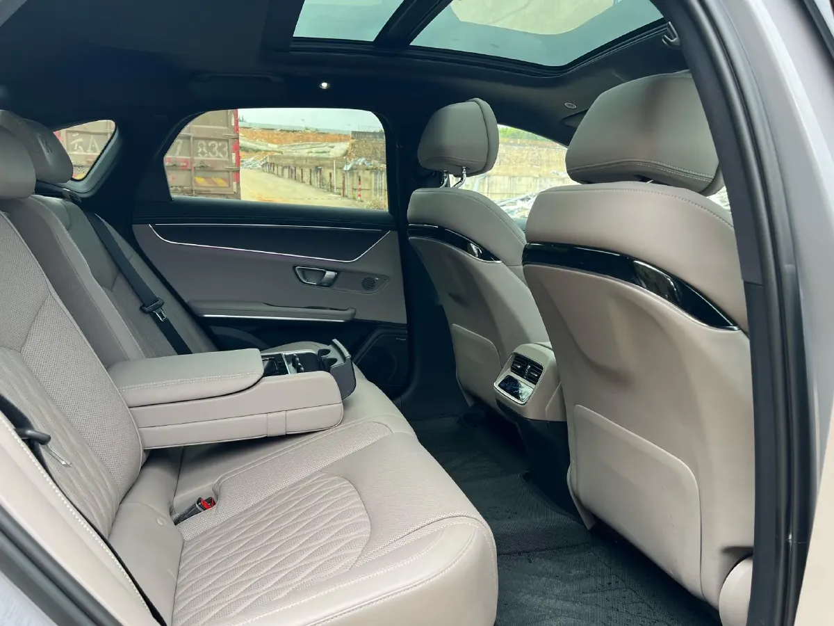 2025 BYD Han 1.5T 156HP L4 E-CVT PHEV,autocango,china used car exporter,china ev exporter,chinese used car exporter,chinese used ev exporter