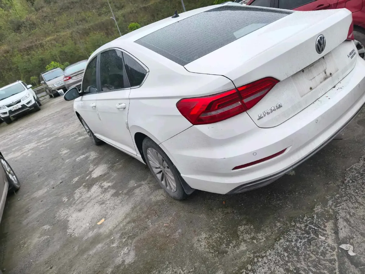 2018 Skoda Karoq 1.4T 150HP L4 7DCT,autocango,china used car exporter,china ev exporter,chinese used car exporter,chinese used ev exporter