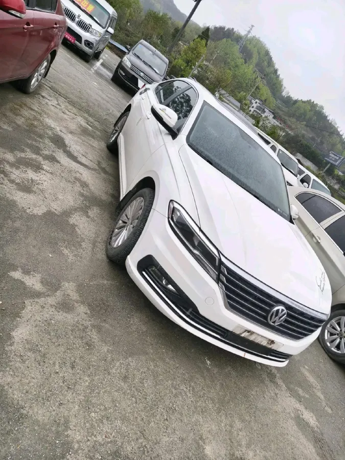 2018 Skoda Karoq 1.4T 150HP L4 7DCT,autocango,china used car exporter,china ev exporter,chinese used car exporter,chinese used ev exporter